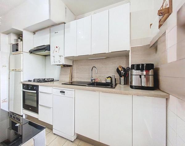 Appartement 3 pièces lumineux au cœur de Saint-Jérôme