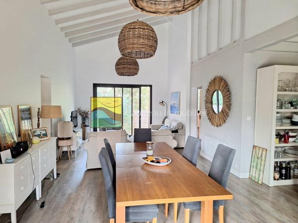 Maison 6 pièce(s) 4 chambre(s) 139 m²