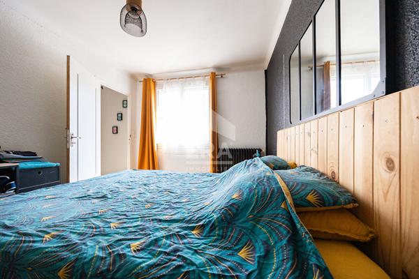 À vendre à Perpignan Saint Gaudérique : Appartement 4 pièces, 3 chambres, garage et balcons