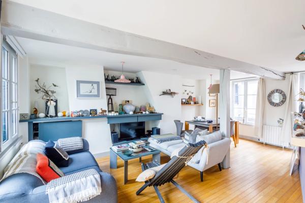 Honfleur – Quartier Sainte-Catherine – Vente en nue-propriété d’un ensemble immobilier de charme avec jardin et terrasse
