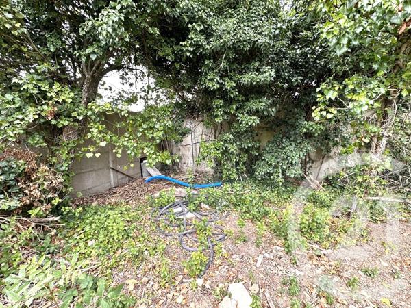 Terrain à vendre  2715 m 2   ANGERVILLE  - 91