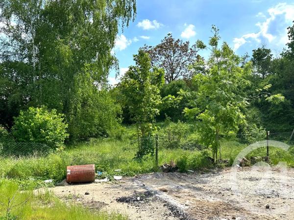 Terrain à vendre  2715 m 2   ANGERVILLE  - 91
