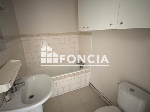 Location Appartement 2 pièces 26.88 m² - 80 AVENUE DU HOUGA Mont De Marsan 40000