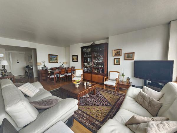 Appartement Puteaux 4 pièces de 94 m² avec cave et parking
