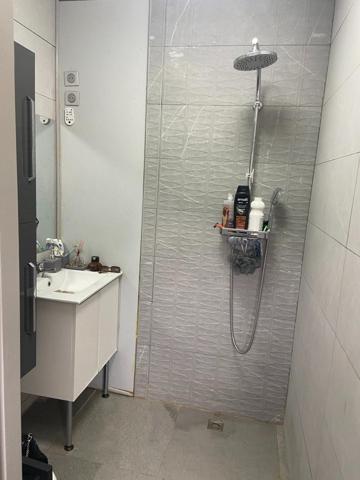 Appartement à HYERES, 83400 - 1 pièce 18m²