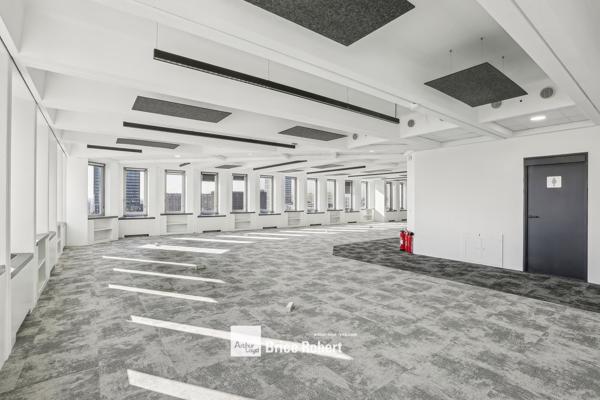 Bureaux opérés Lyon 3 Part-Dieu : Rénovation complète, accès transports