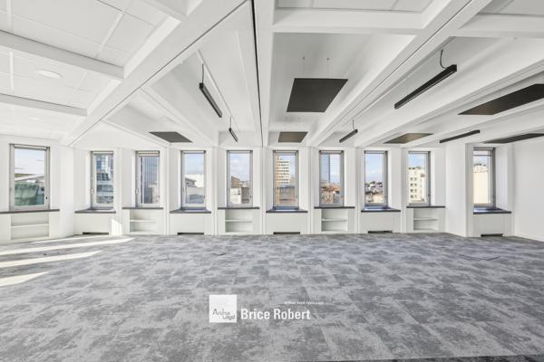 Bureaux opérés Lyon 3 Part-Dieu : Rénovation complète, accès transports