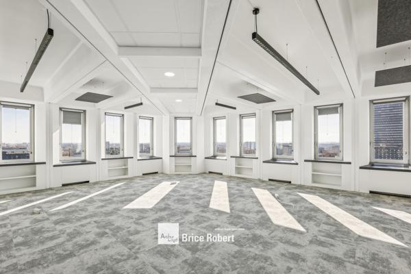 Bureaux opérés Lyon 3 Part-Dieu : Rénovation complète, accès transports
