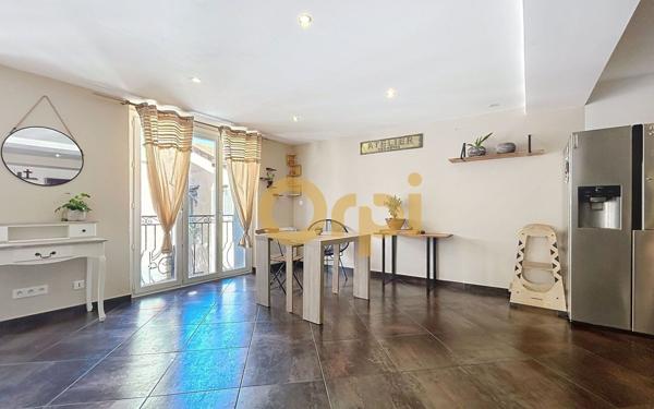 Appartement à vendre    4 pièces • 78 m2 Roquebrune-sur-Argens