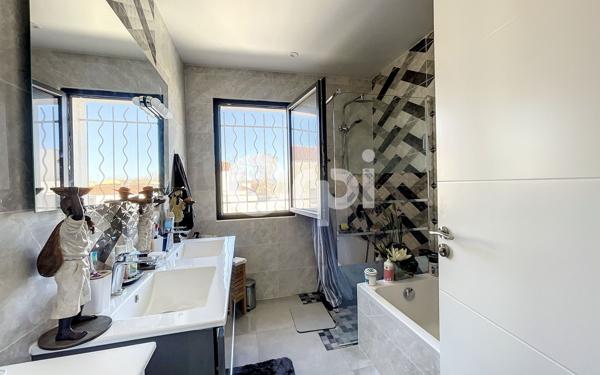 Maison à vendre    6 pièces •  Perpignan