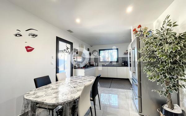 Maison à vendre    6 pièces •  Perpignan