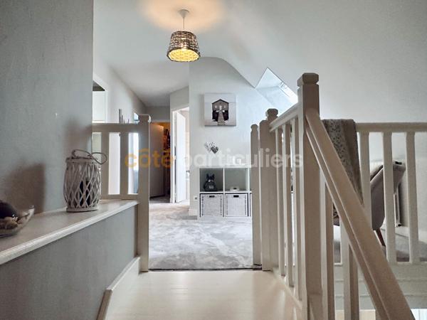 Vente
                Maison150 m² - 6 Pièces -
                    VALOGNES (50700)