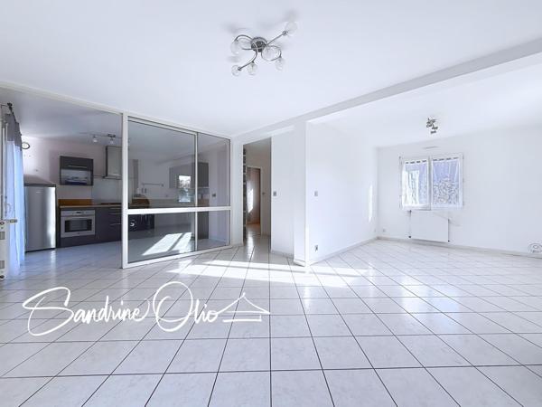 Maison familiale 3 chambres et 1 bureau sur sous-sol complet