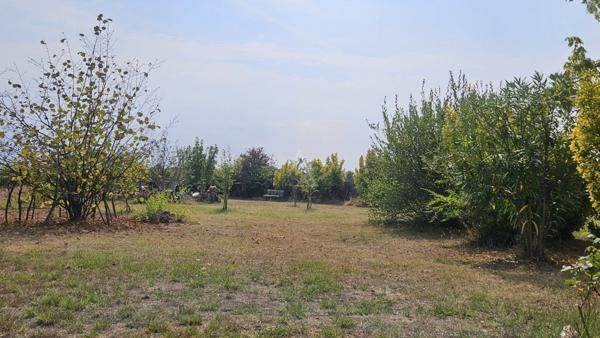 Maison pierre de 210m² avec garage 100m² au calme et sans vis à vis