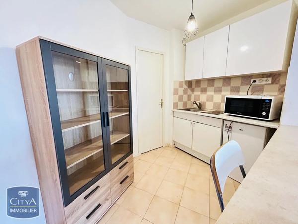 Appartement à louer 1 pièce 27.35m² Mandelieu-la-Napoule (06210)