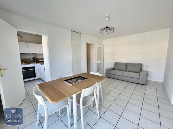 Appartement à louer 2 pièces 39.2m² Lyon 3e Arrondissement (69003)