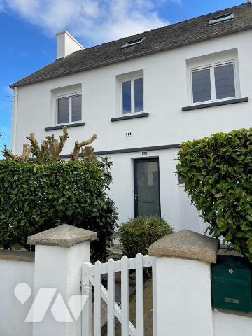 CARHAIX - MAISON 6 PIECES