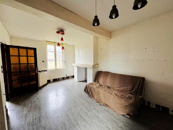 Maison à rénover -Fort potentiel à Bulles