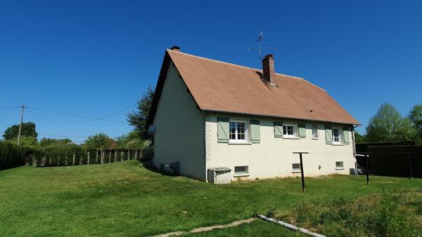 Confortable maison, village avec école et commerces
