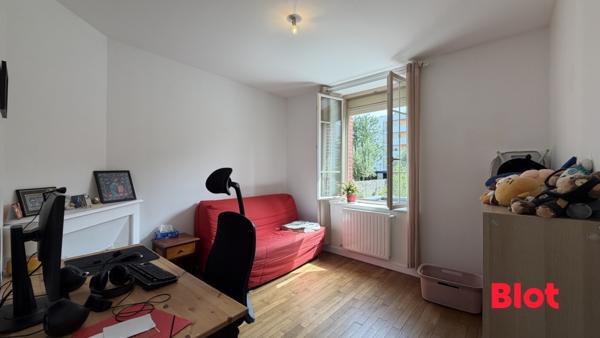 Maison 4 pièce(s)