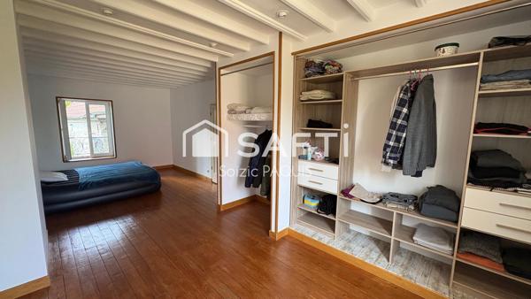 Maison avec une dépendance !