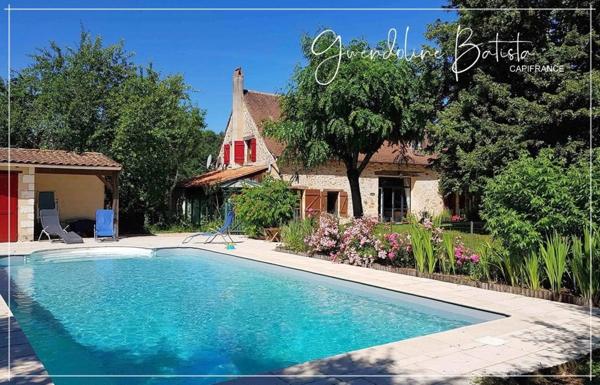 Maison en Pierre 4 chambres - Terrain 2229m2 avec Piscine 10x5