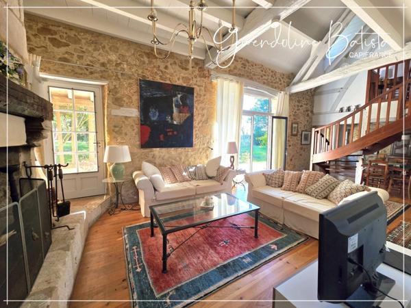 Maison en Pierre 4 chambres - Terrain 2229m2 avec Piscine 10x5