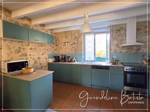 Maison en Pierre 4 chambres - Terrain 2229m2 avec Piscine 10x5