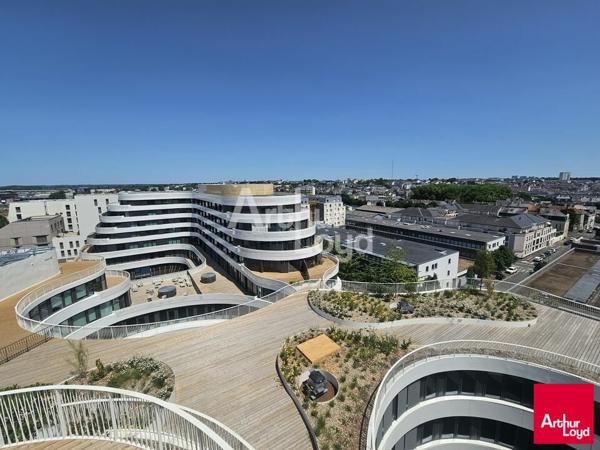 Angers Saint Serge, unique : plateau de bureaux en duplex de 1 003,41 m² à vendre