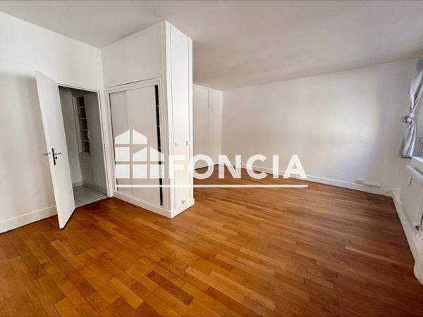 Location Studio 44.7 m² - 33/41 RUE LACEPEDE Paris 75005
