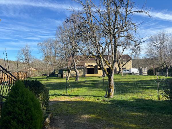 Ensemble en pierres Labastide Du Vert