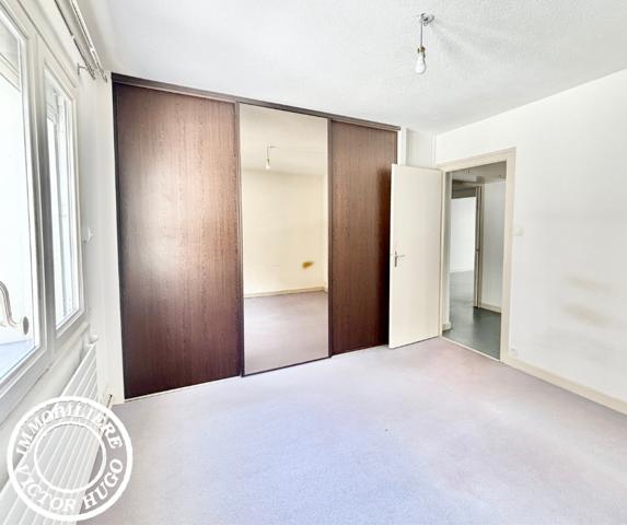 À VENDRE EN EXCLUSIVITÉ – T4 79,60 M² AVEC BALCON – RUE CLOS BEY – GRENOBLE CENTRE