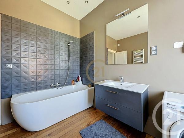 Appartement F4 à vendre  4 pièces - 110 m 2   BELFORT  - 90