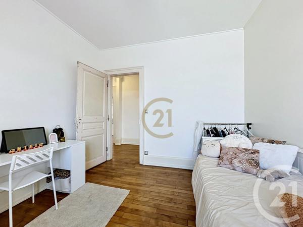 Appartement F4 à vendre  4 pièces - 110 m 2   BELFORT  - 90