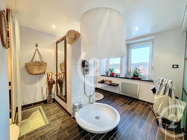 Appartement F4 à vendre  4 pièces - 110 m 2   BELFORT  - 90