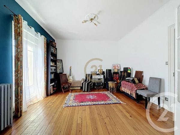 Appartement F4 à vendre  4 pièces - 110 m 2   BELFORT  - 90