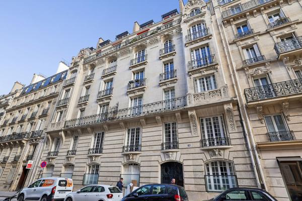 Bureaux à louer à PARIS 75009