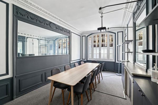Bureaux à louer à PARIS 75009