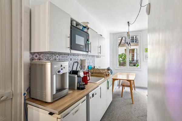 Bureaux à louer à PARIS 75009