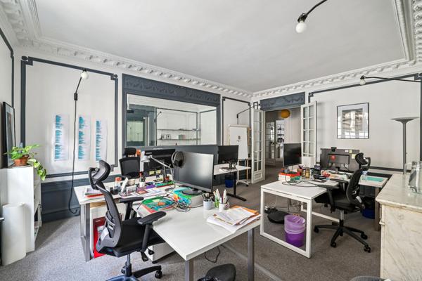 Bureaux à louer à PARIS 75009
