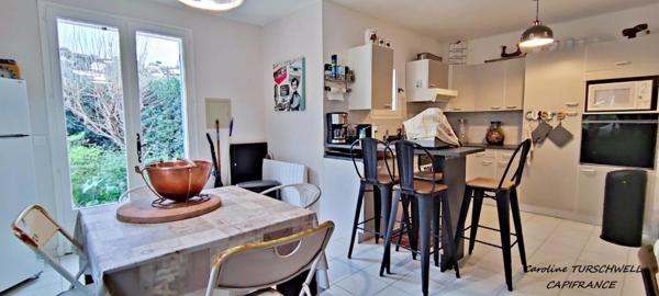 CAVALAIRE SUR MER (83) - PROPRIETE SANS TRAVAUX AVEC PISCINE - 1 MAISON PRINCIPALE ET 1 APPARTEMENT LOFT