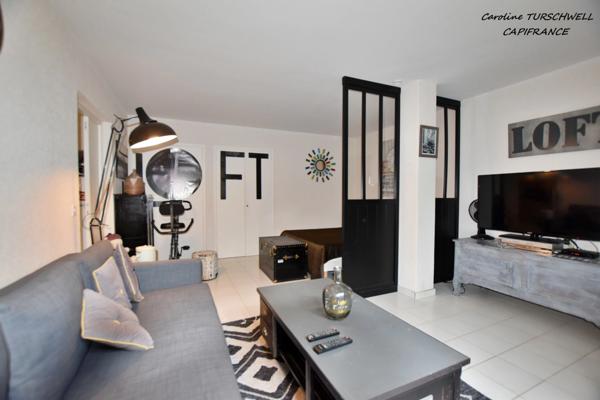 CAVALAIRE SUR MER (83) - PROPRIETE SANS TRAVAUX AVEC PISCINE - 1 MAISON PRINCIPALE ET 1 APPARTEMENT LOFT