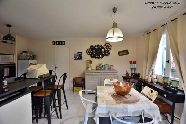 CAVALAIRE SUR MER (83) - PROPRIETE SANS TRAVAUX AVEC PISCINE - 1 MAISON PRINCIPALE ET 1 APPARTEMENT LOFT