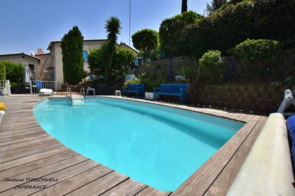 CAVALAIRE SUR MER (83) - PROPRIETE SANS TRAVAUX AVEC PISCINE - 1 MAISON PRINCIPALE ET 1 APPARTEMENT LOFT