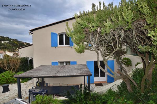 CAVALAIRE SUR MER (83) - PROPRIETE SANS TRAVAUX AVEC PISCINE - 1 MAISON PRINCIPALE ET 1 APPARTEMENT LOFT