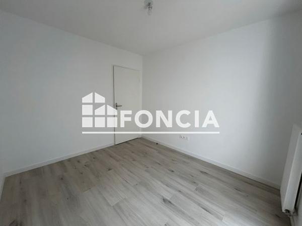 Location Appartement 3 pièces 65.2 m² - 253 AVENUE JEAN JAURES Reims 51100