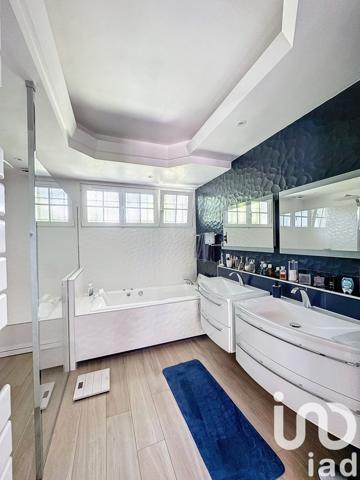 Maison à vendre 9 pièces 335 m² Aulnay-sous-Bois