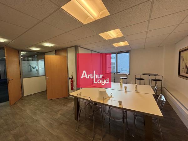 Bureaux à louer 200m² Europole Grenoble proche gare avec parkings