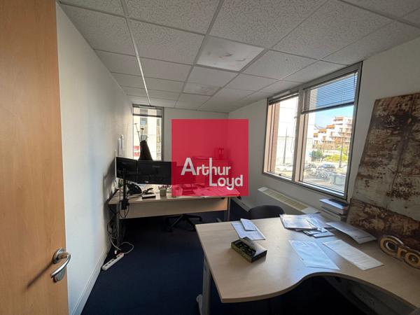 Bureaux à louer 200m² Europole Grenoble proche gare avec parkings