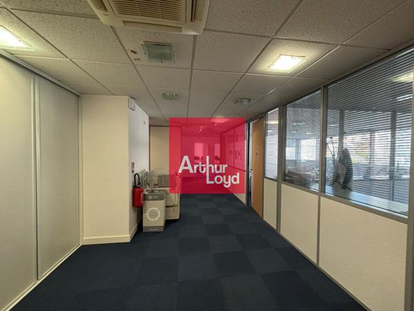 Bureaux à louer 200m² Europole Grenoble proche gare avec parkings